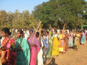 adivasi-militant-women-maoist-naxalite-kishenji-kishanji1