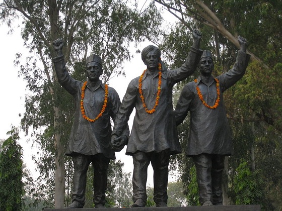 Statues_of_Bhagat_Singh,_Rajguru_and_Sukhdev